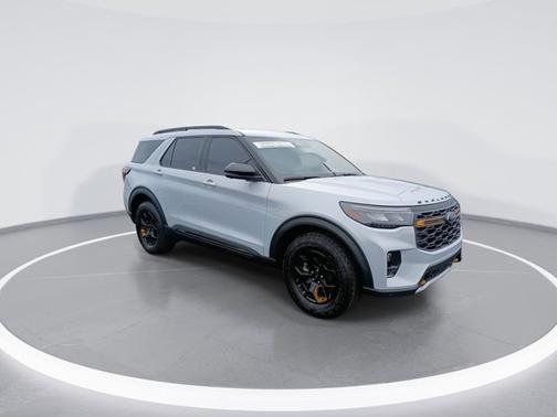 White Metallic 2026 Ford Explorer Tremor