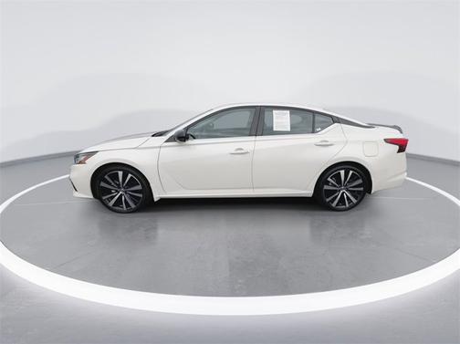 2021 Nissan Altima 2.0 SR