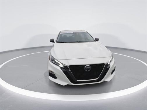 2021 Nissan Altima 2.0 SR