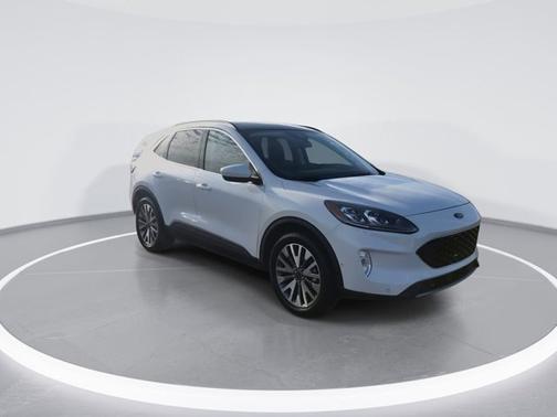 2021 Ford Escape Titanium