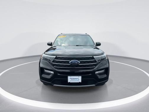 Black Metallic 2021 Ford Explorer XLT