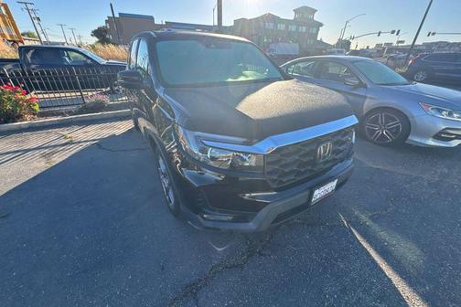 Crystal Black Pearl 2022 Honda Passport 2WD EX-L