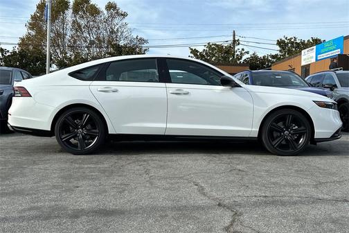 2025 Honda Accord Hybrid Base