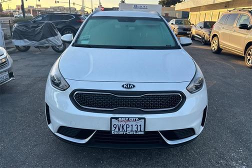 2017 Kia Niro LX