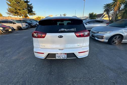 2017 Kia Niro LX