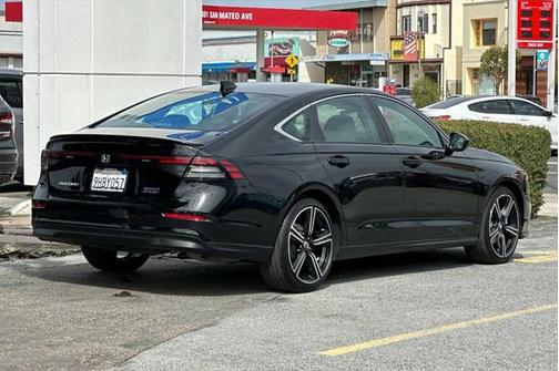 2023 Honda Accord Hybrid Base