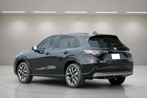Crystal Black Pearl 2026 Honda HR-V EX-L