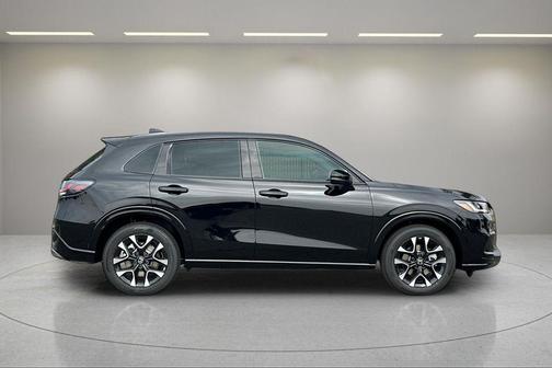 Crystal Black Pearl 2026 Honda HR-V EX-L