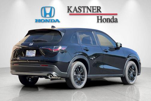 Crystal Black Pearl 2026 Honda HR-V AWD Sport