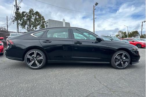2025 Honda Accord Hybrid Base