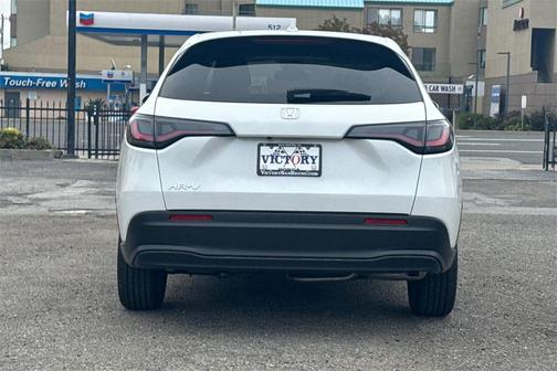 2026 Honda HR-V LX