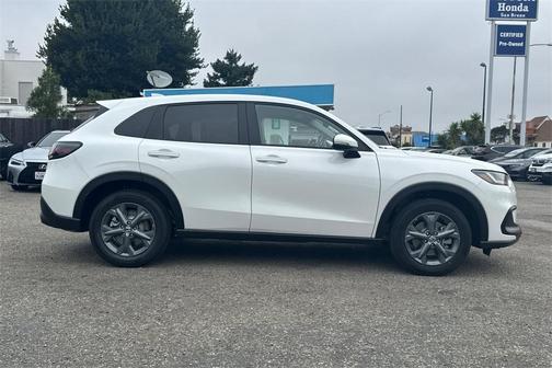 2026 Honda HR-V LX