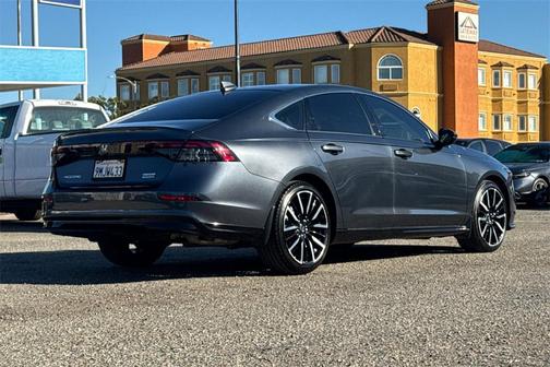 2024 Honda Accord Hybrid Touring