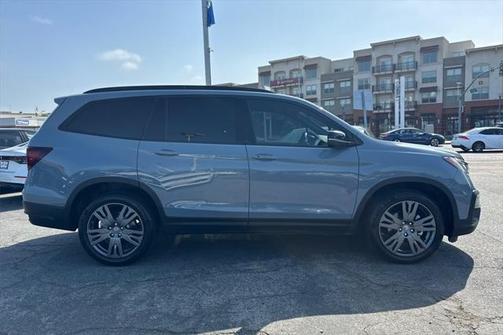 2022 Honda Pilot AWD Sport
