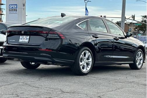 2025 Honda Accord LX 1.5T