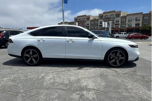 2024 Honda Accord Hybrid Base