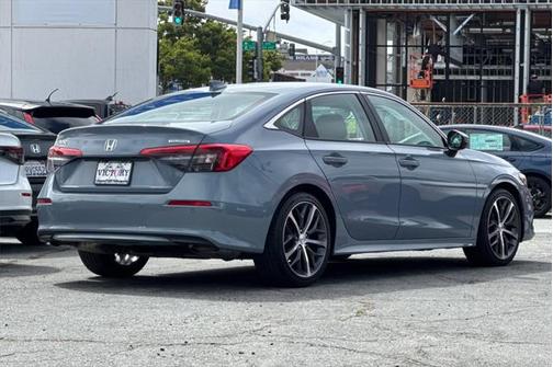2022 Honda Civic Touring