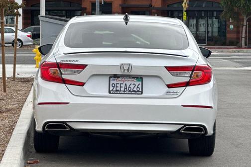 Platinum White Pearl 2022 Honda Accord Sport SE 1.5T