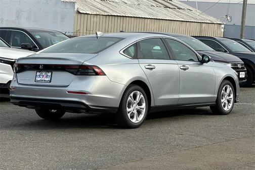 2025 Honda Accord LX 1.5T