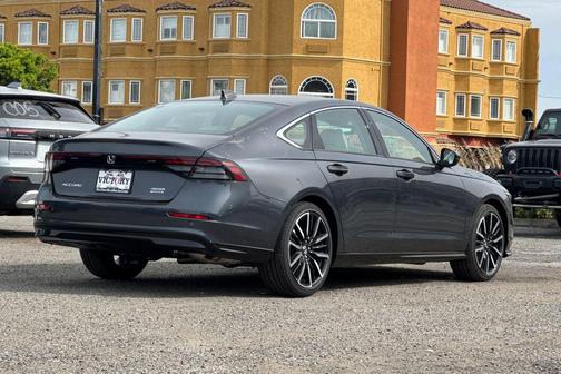 Meteorite Gray Metallic 2026 Honda Accord Hybrid Touring