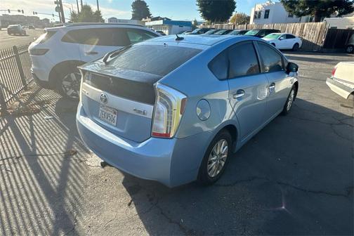 2014 Toyota Prius Plug-in Advanced