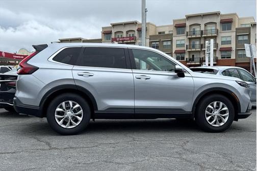 2025 Honda CR-V LX 2WD