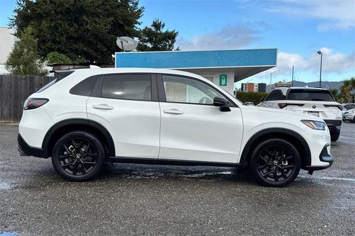 2023 Honda HR-V 2WD Sport