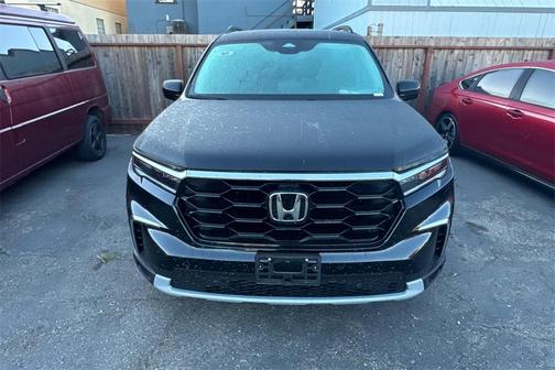 2024 Honda Pilot Touring 8-Passenger