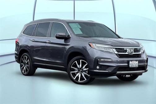 2022 Honda Pilot Touring 8-Passenger