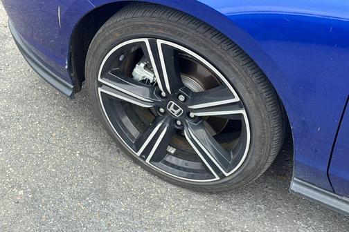 Still Night Pearl 2023 Honda Accord Hybrid Sport