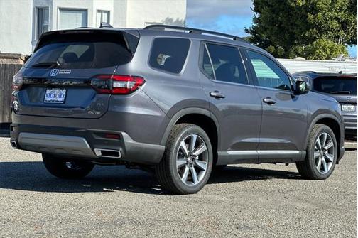 2025 Honda Pilot Elite