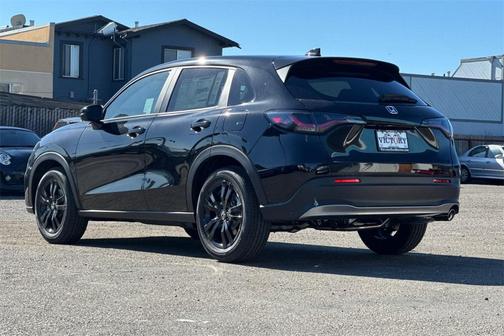 2026 Honda HR-V 2WD Sport