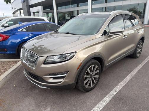 Mocha 2019 Lincoln MKC Reserve