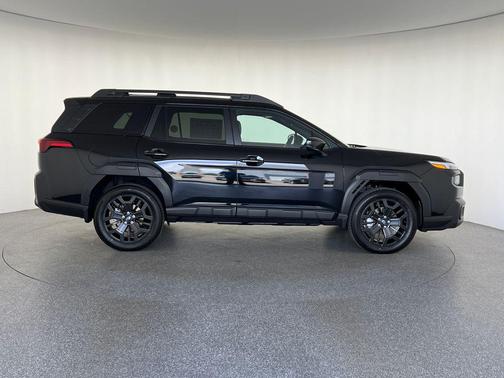 Crystal Black 2026 Subaru Outback Limited XT