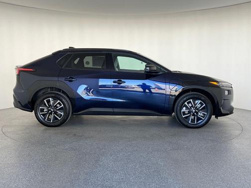 Midnight Tide Mica 2026 Subaru Solterra Premium