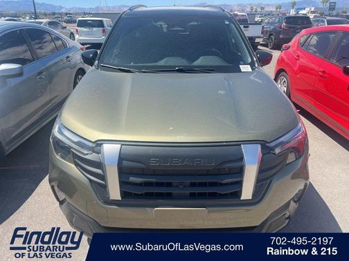 Autumn Green Metallic/Crystal Black Silica 2025 Subaru Forester Hybrid Touring