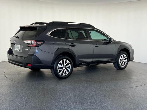 Magnetite Gray Metallic 2023 Subaru Outback Premium