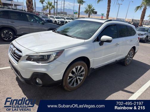 Crystal White Pearl 2019 Subaru Outback 2.5i Touring
