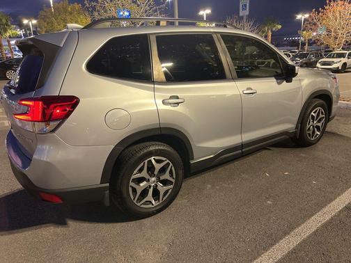 2019 Subaru Forester Premium
