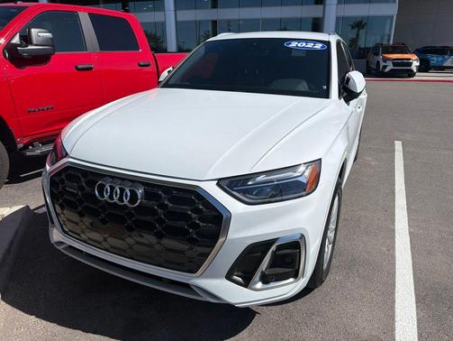 Glacier White Metallic 2022 Audi Q5 45 S line Premium