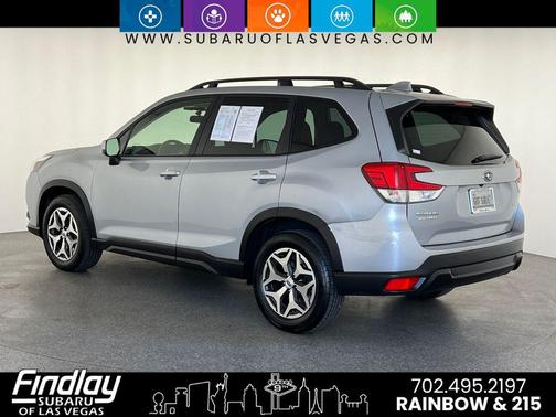 2022 Subaru Forester Premium
