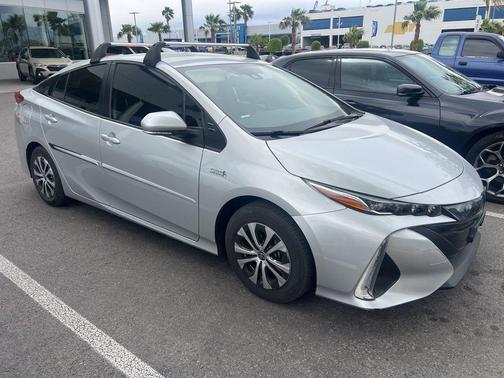 2022 Toyota Prius Prime XLE