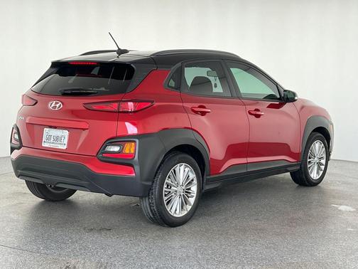 2021 Hyundai KONA SEL