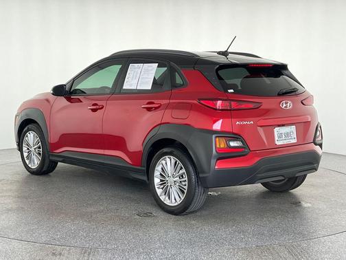 2021 Hyundai KONA SEL