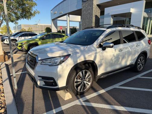 Crystal White Pearl 2021 Subaru Ascent Touring 7-Passenger