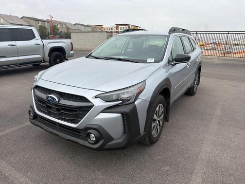2025 Subaru Outback Base
