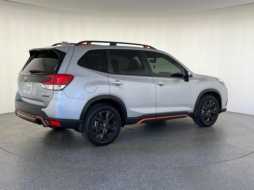 Ice Silver Metallic 2023 Subaru Forester Sport