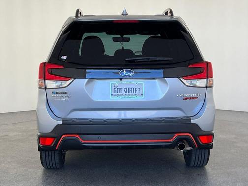 Ice Silver Metallic 2023 Subaru Forester Sport