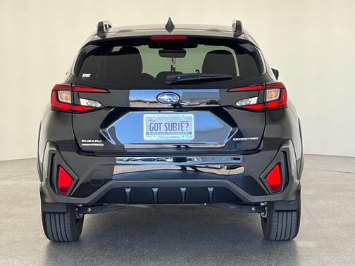 Crystal Black Silica 2025 Subaru Crosstrek Limited