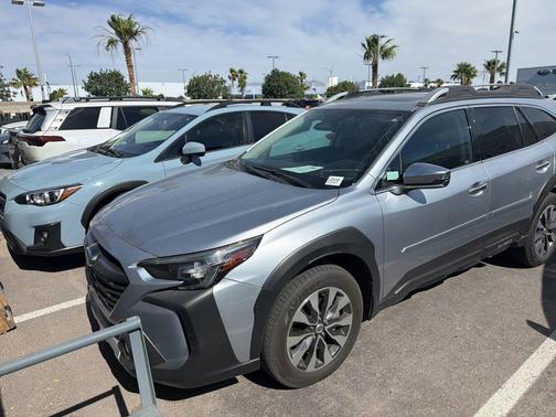 Ice Silver Metallic 2025 Subaru Outback Touring XT